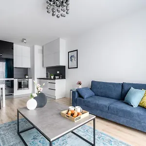 https://woronicza-po-serviced-apartments.warsawhotelspoland.com